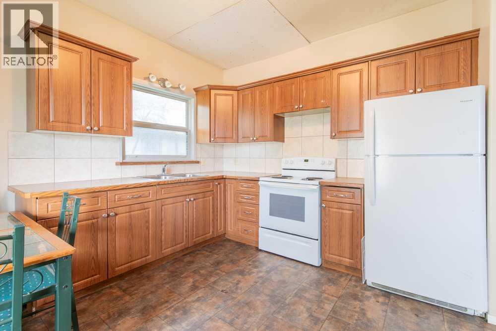 1312 4 Avenue N - 12