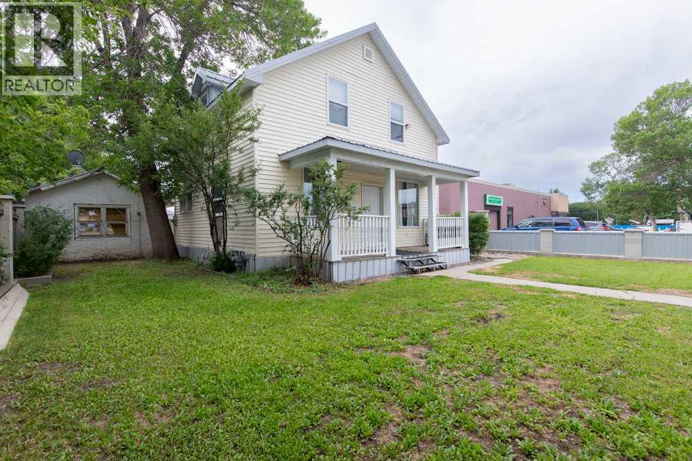 1312 4 Avenue N - 3