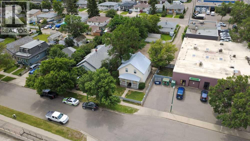 1312 4 Avenue N - 33