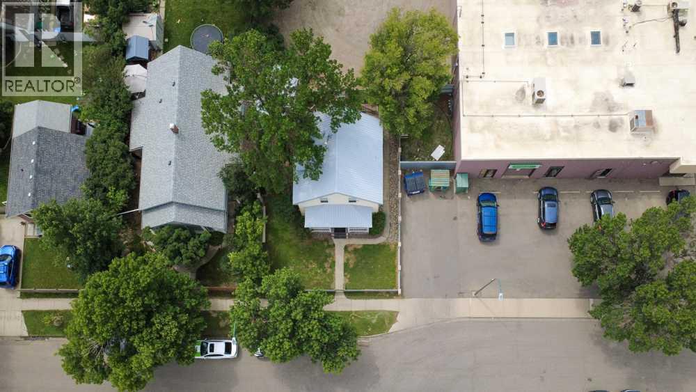 1312 4 Avenue N - 35