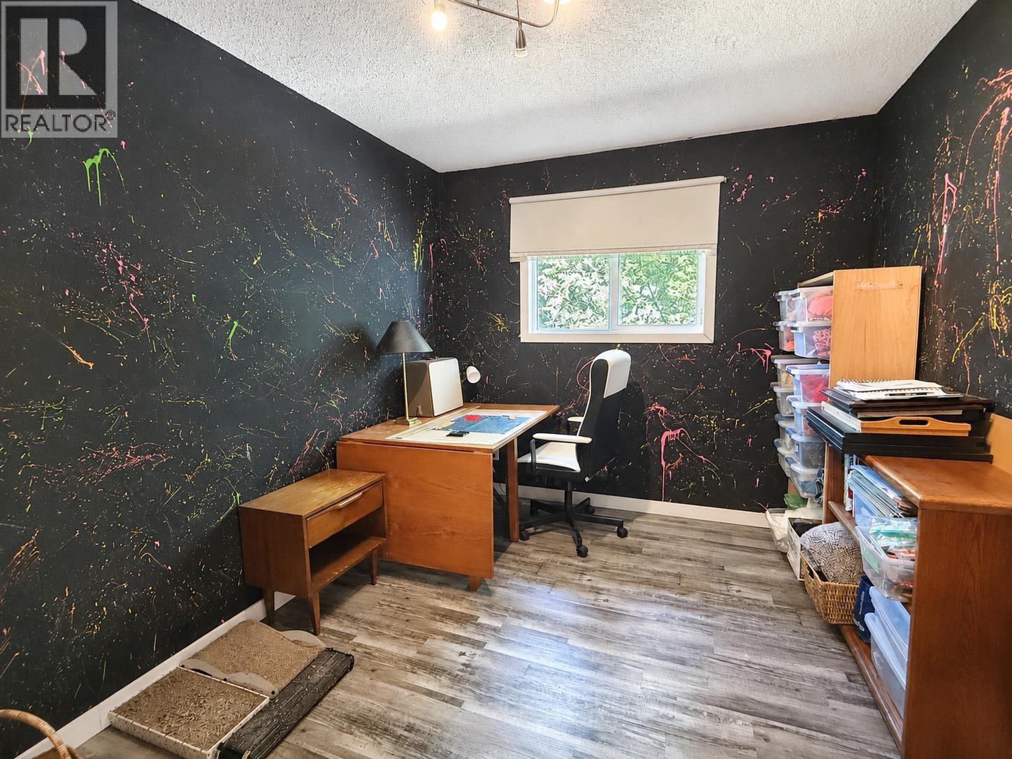 Photo 13 of 40 — 3945 GILBERT DRIVE · Prince George, BC