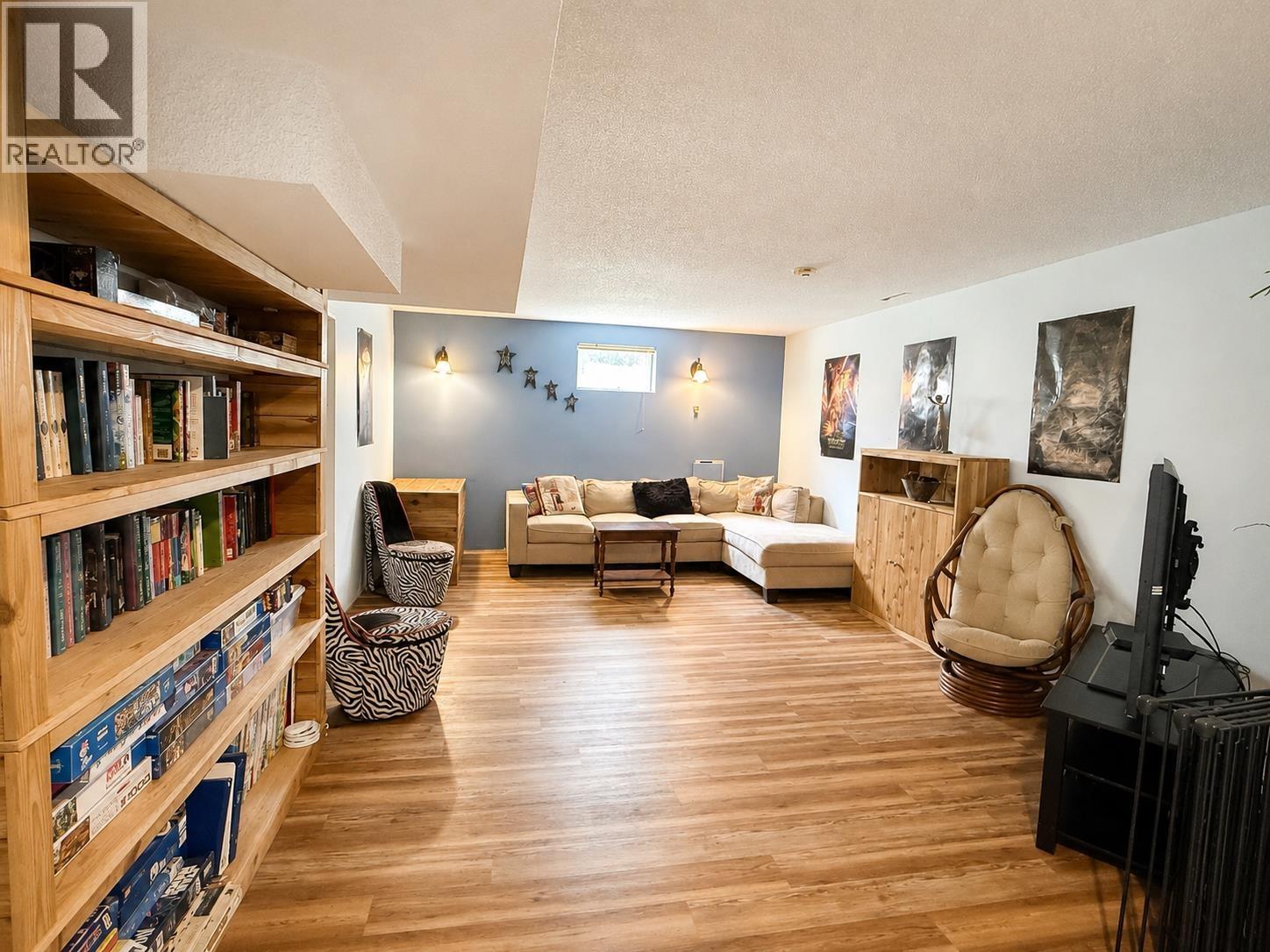 Photo 21 of 40 — 3945 GILBERT DRIVE · Prince George, BC