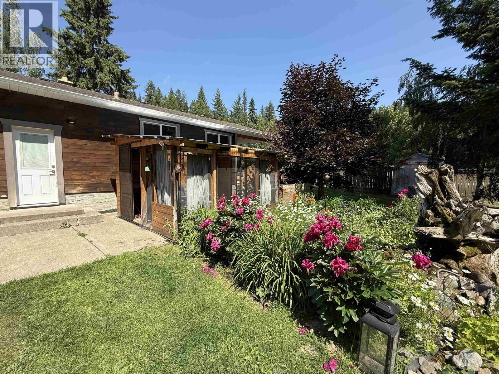 Photo 34 of 40 — 3945 GILBERT DRIVE · Prince George, BC