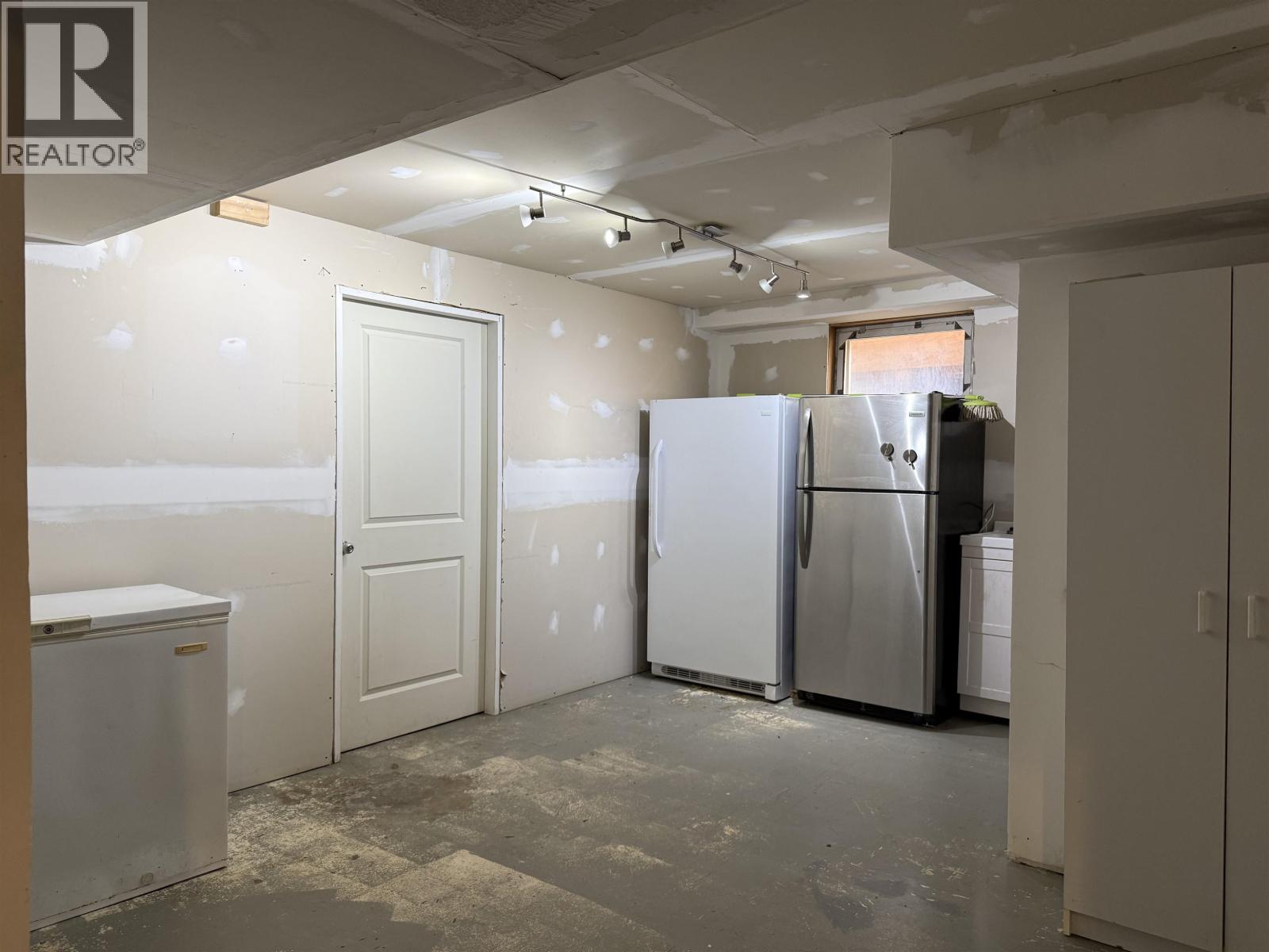 Photo 25 of 40 — 3945 GILBERT DRIVE · Prince George, BC