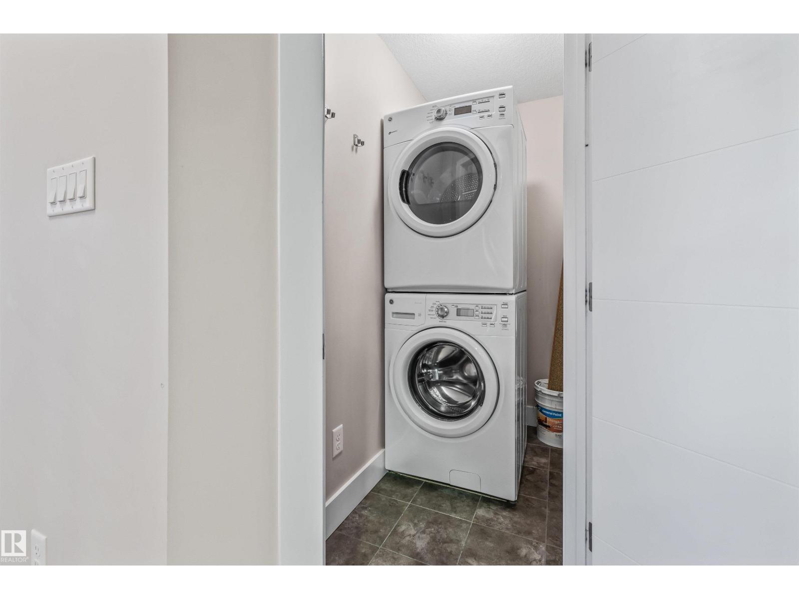 #211 11080 ELLERSLIE RD SW SW - 25
