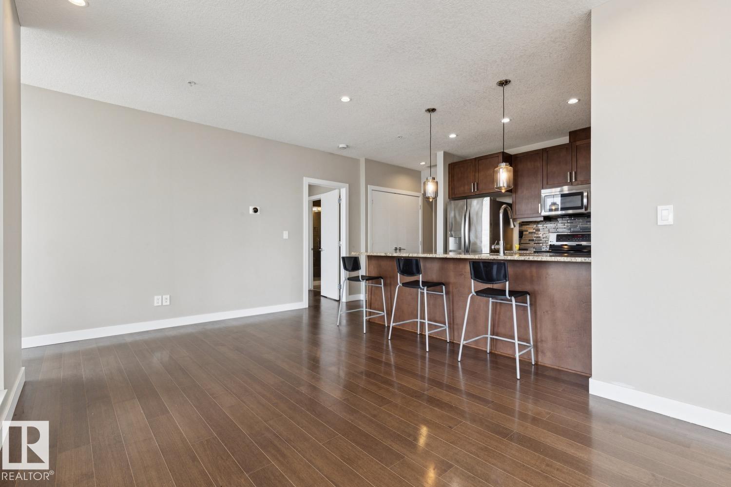 #808 10238 103 ST NW - 13