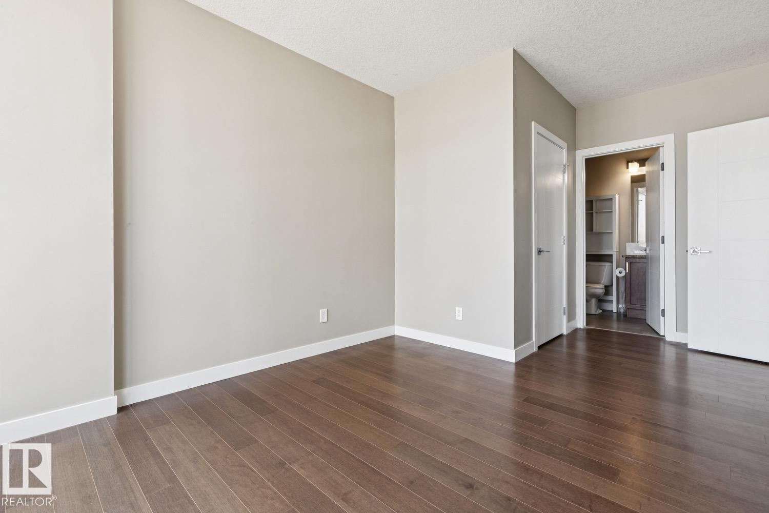 #808 10238 103 ST NW - 22