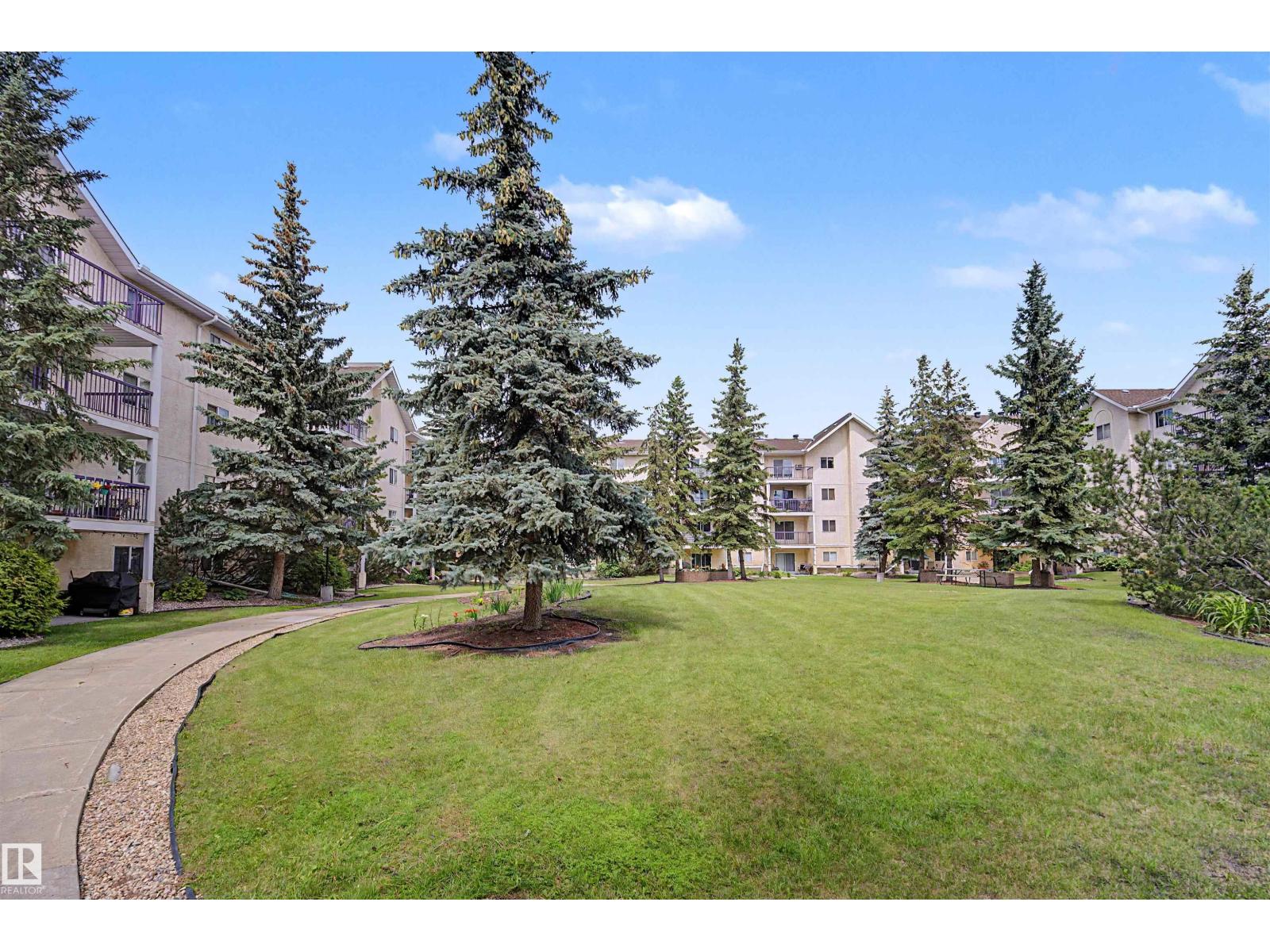 #437 10636 120 ST NW NW - Image 30