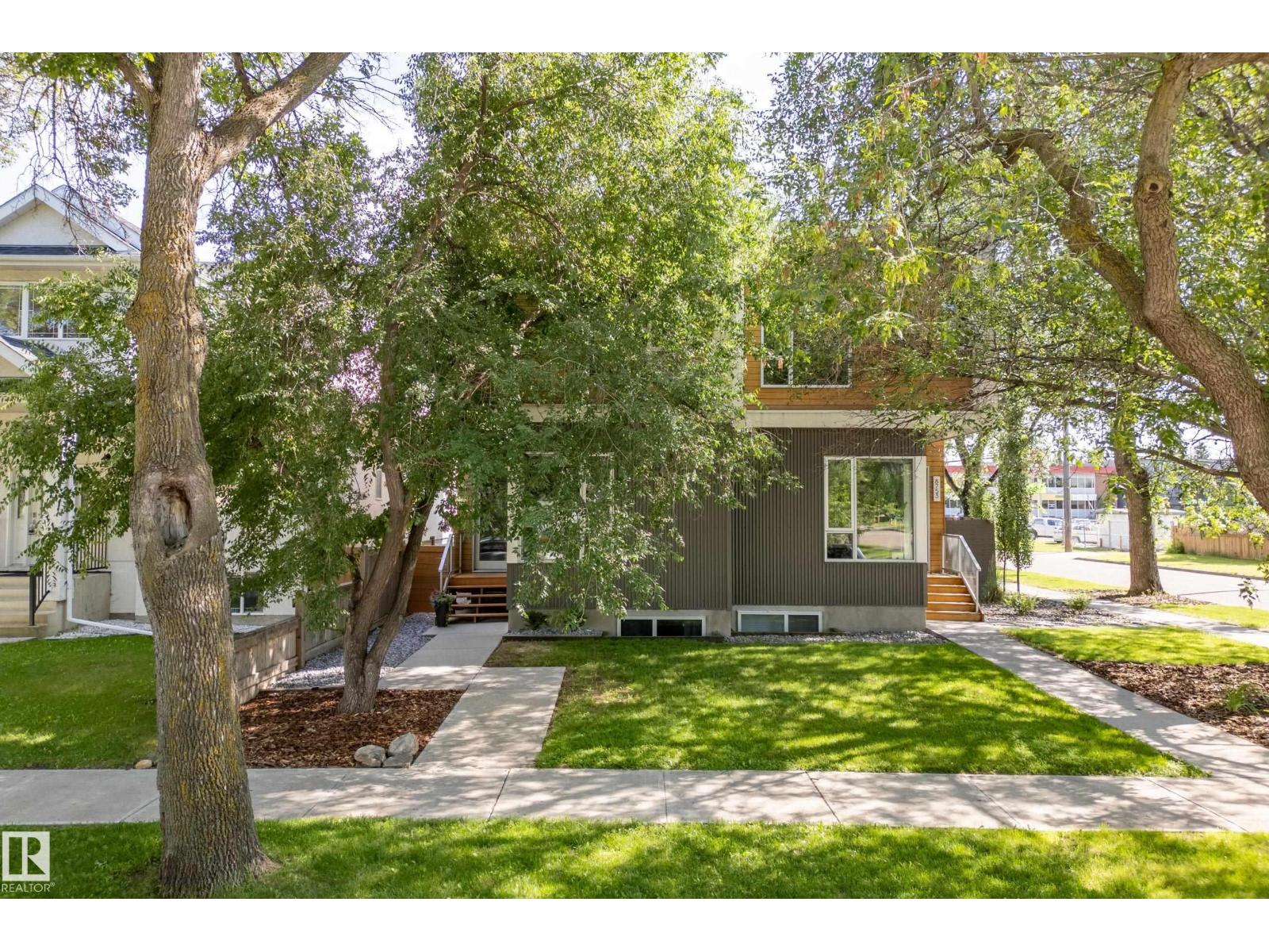 8751 83 AV NW - 2