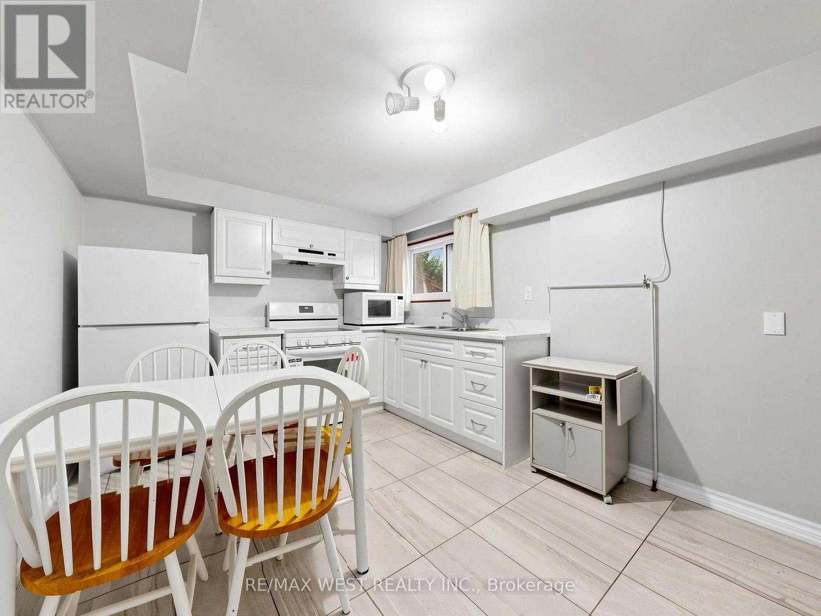 41 BURNVIEW CRESCENT - Image 17
