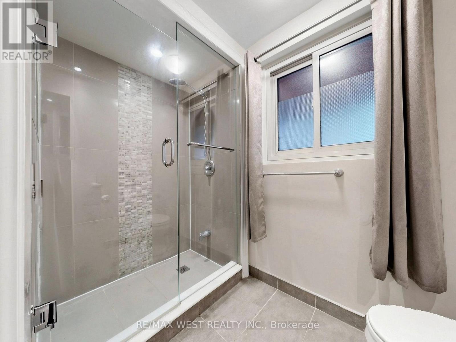 41 BURNVIEW CRESCENT - Image 21