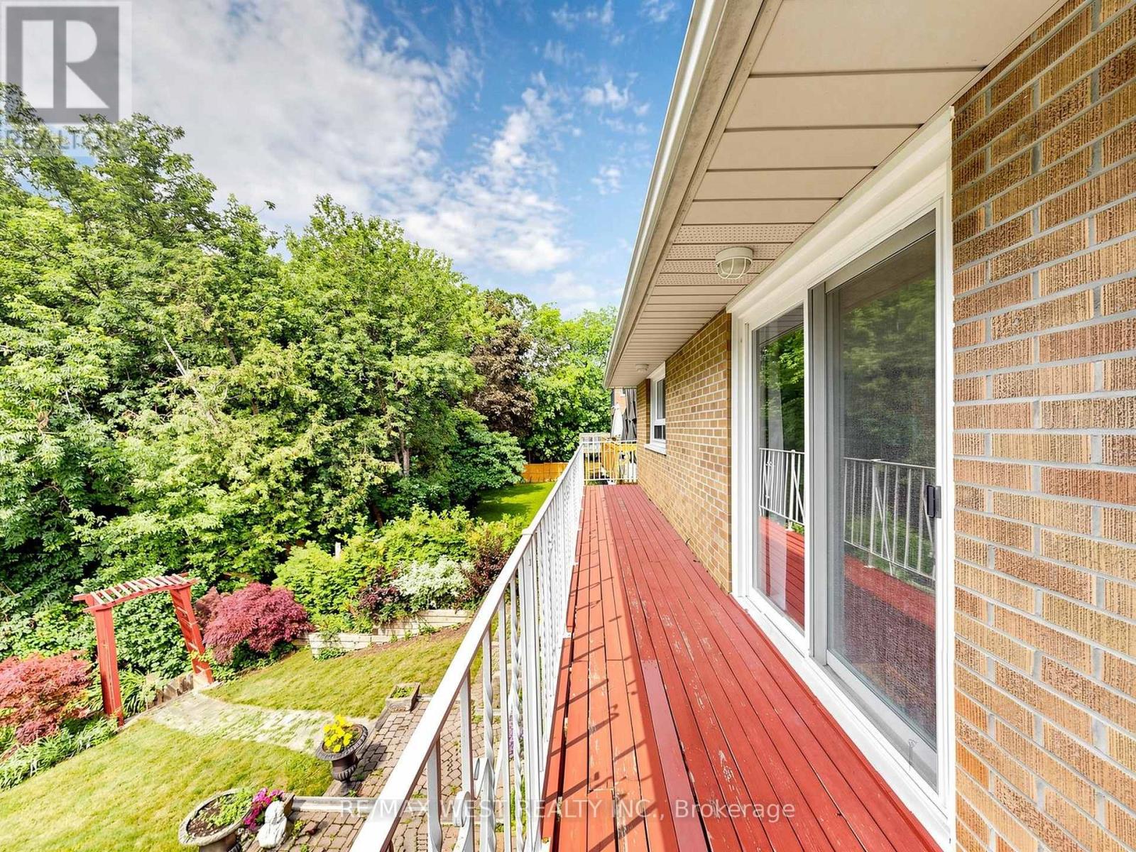 41 BURNVIEW CRESCENT - Image 23