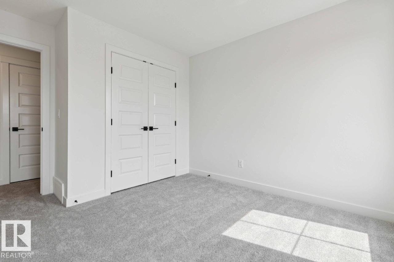 9239 230 ST NW - 29