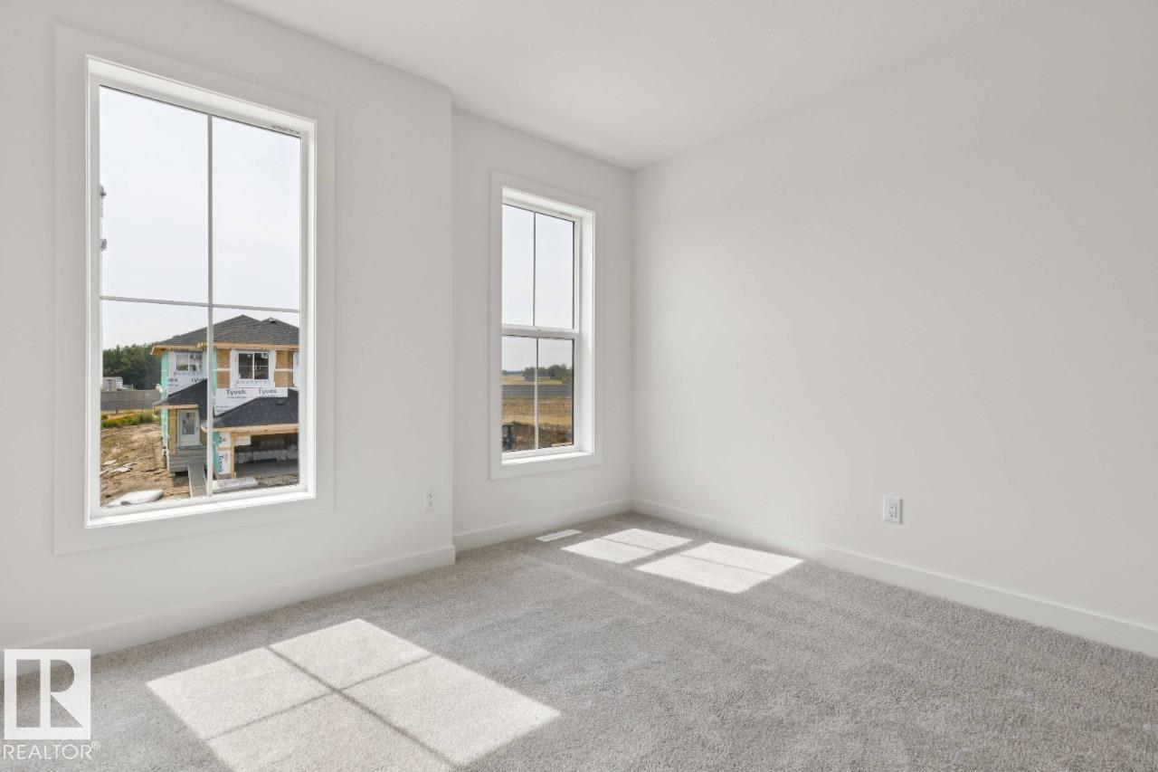 9239 230 ST NW - 28