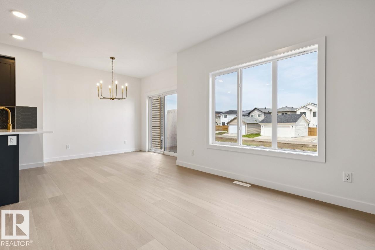 9239 230 ST NW - 13