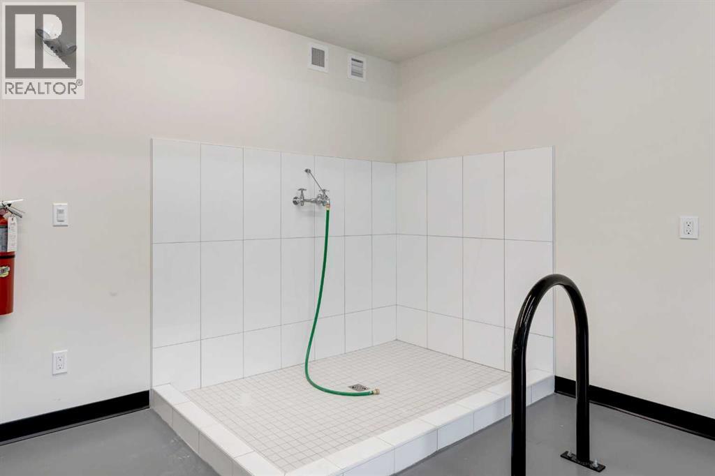 #205B 1 Industrial Place - 21
