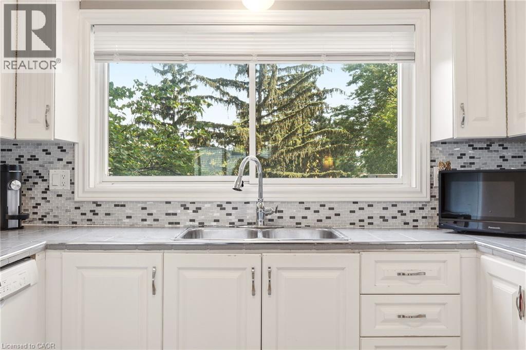 #2 125 BONAVENTURE Drive - Image 19