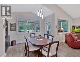 245 Shadow Mountain Boulevard, Cranbrook, BC V1C0C6 Photo 18