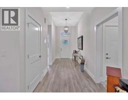 4pc Ensuite bath - 245 Shadow Mountain Boulevard, Cranbrook, BC V1C0C6 Photo 8