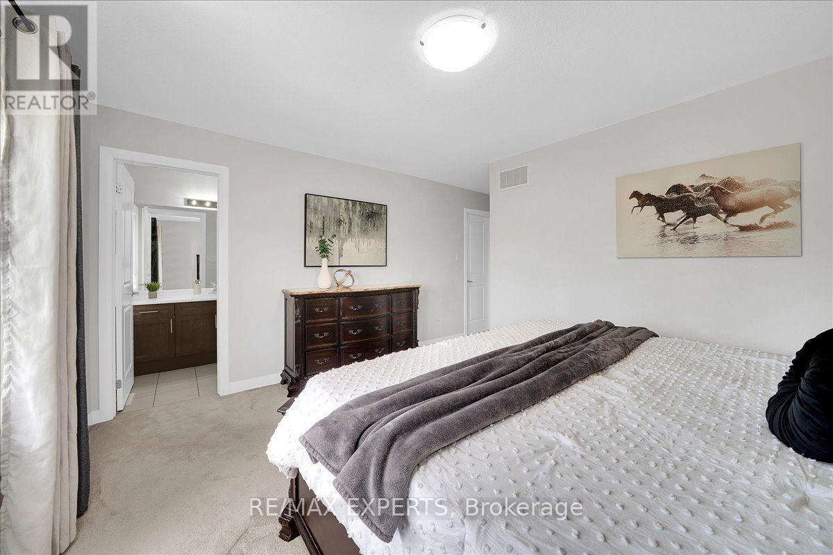 65 CASSERLEY CRESCENT - Image 17