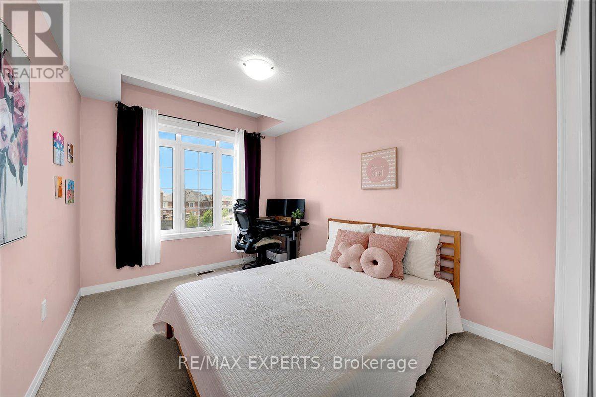 65 CASSERLEY CRESCENT - Image 22