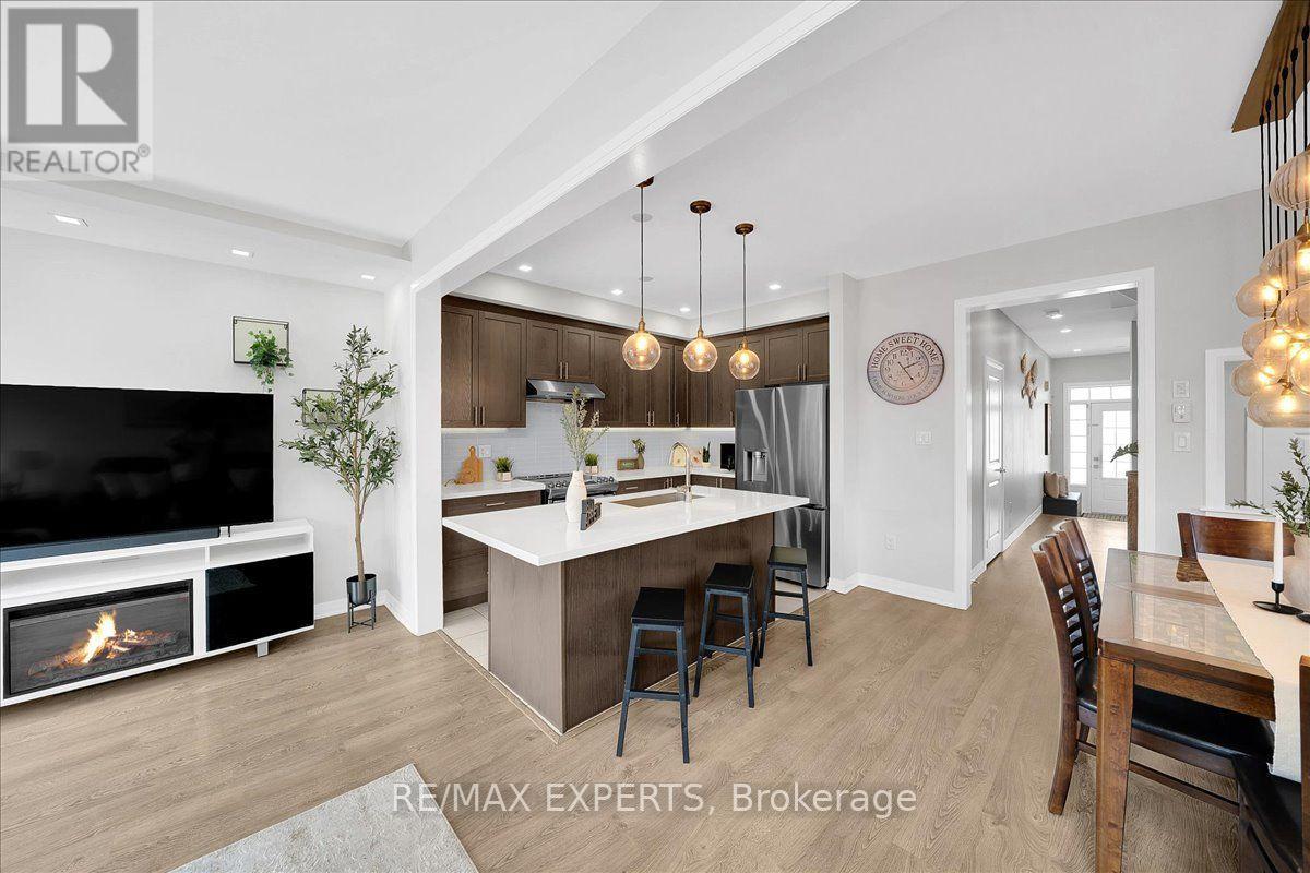 65 CASSERLEY CRESCENT - Image 7