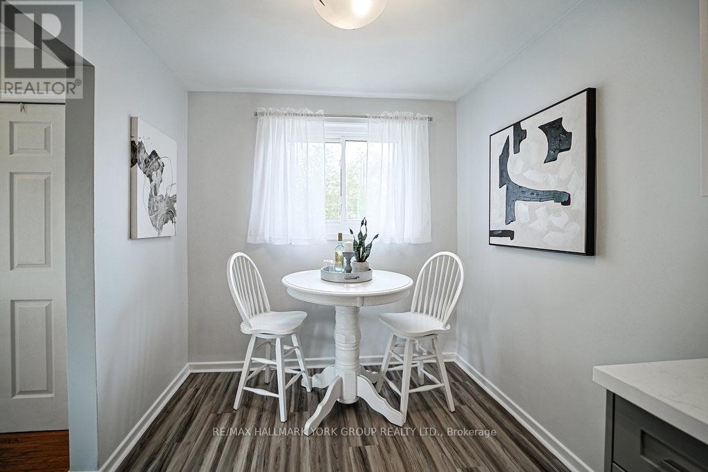 689 SUNNYPOINT DRIVE - 4