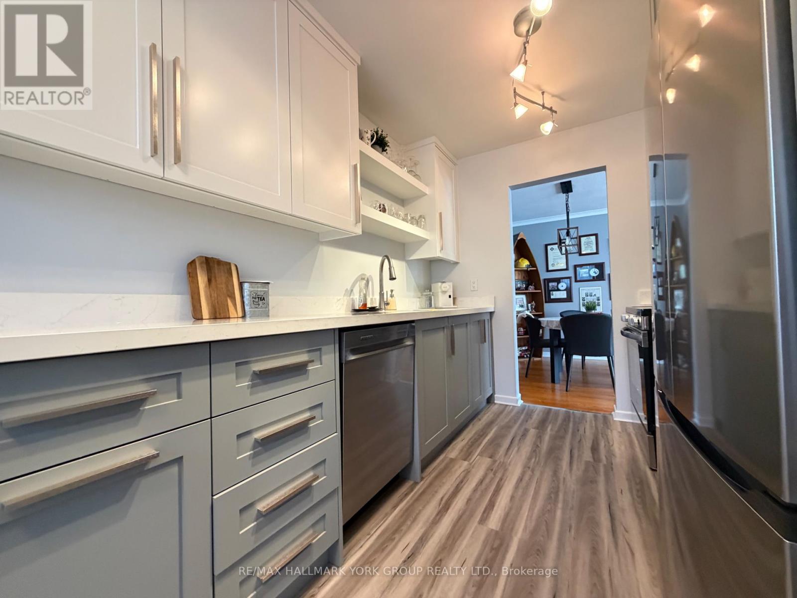 689 SUNNYPOINT DRIVE - 5