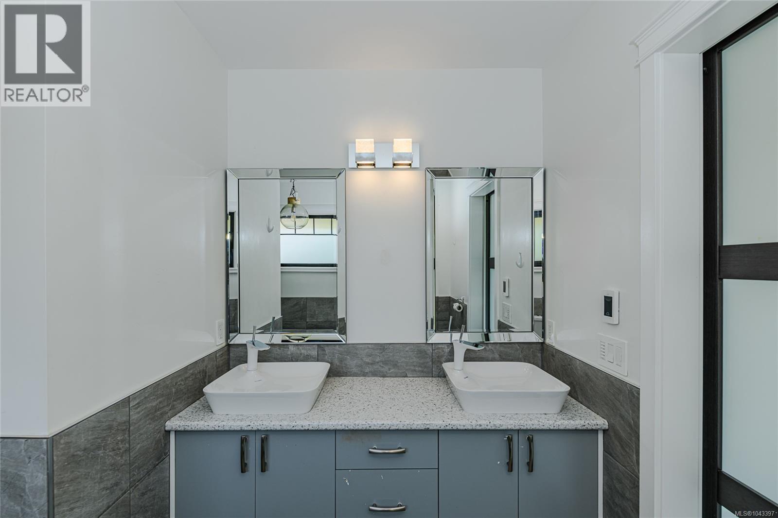 3753 Waring Pl - 26