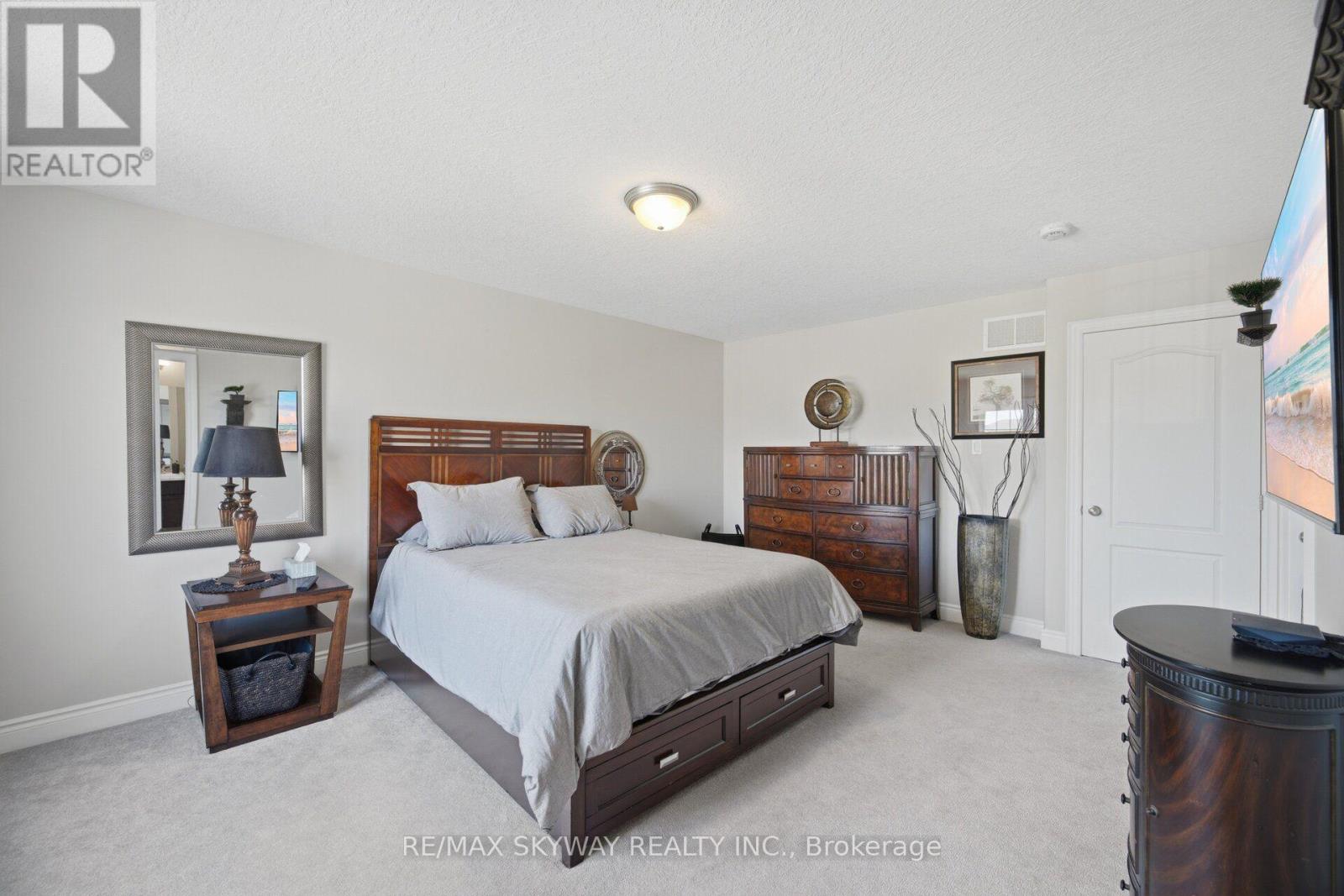 69 NATHAN CRESCENT - 25