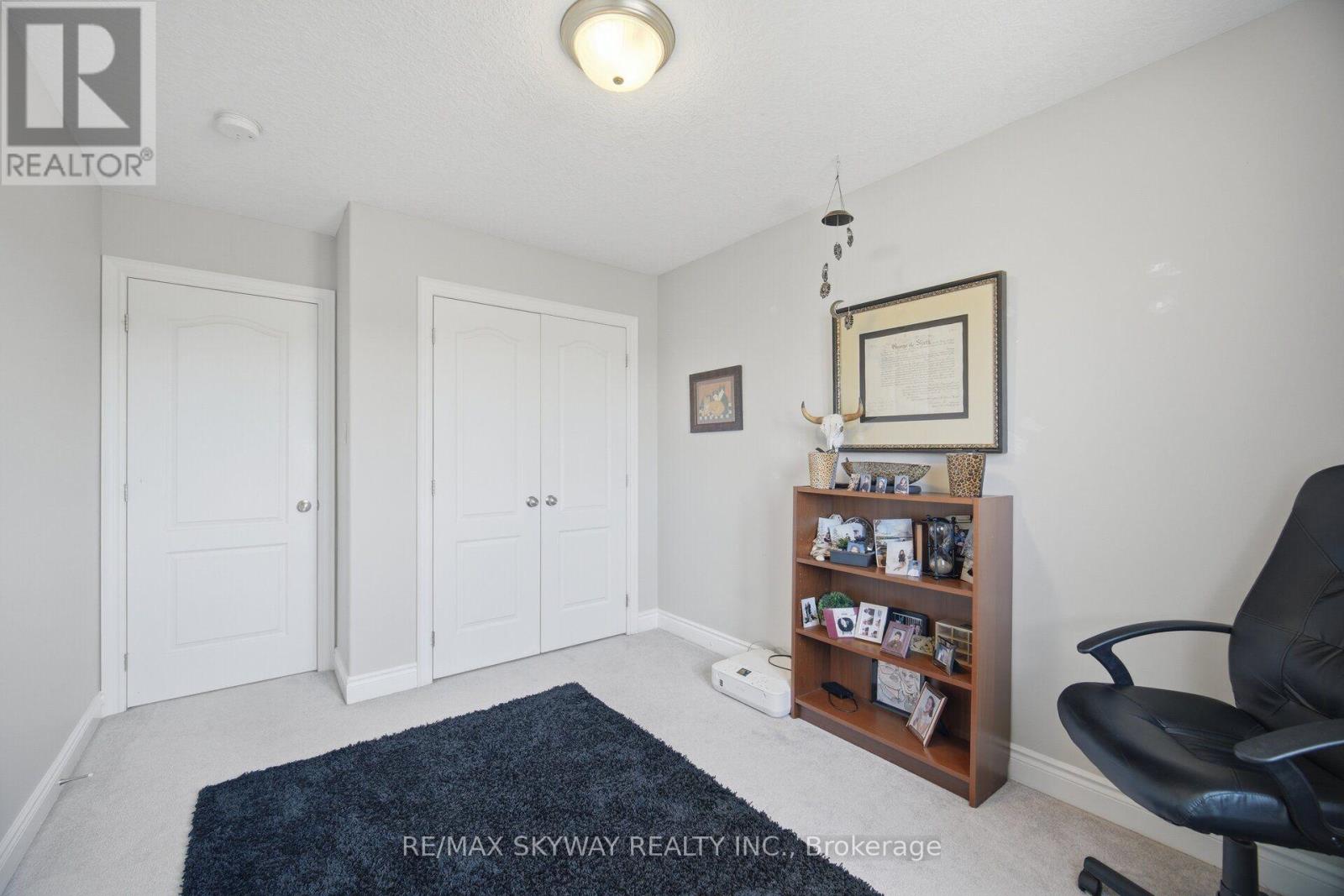 69 NATHAN CRESCENT - 32