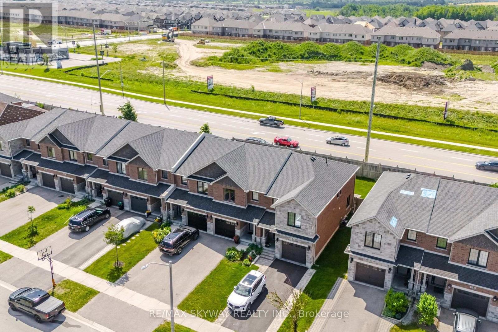 69 NATHAN CRESCENT - 48