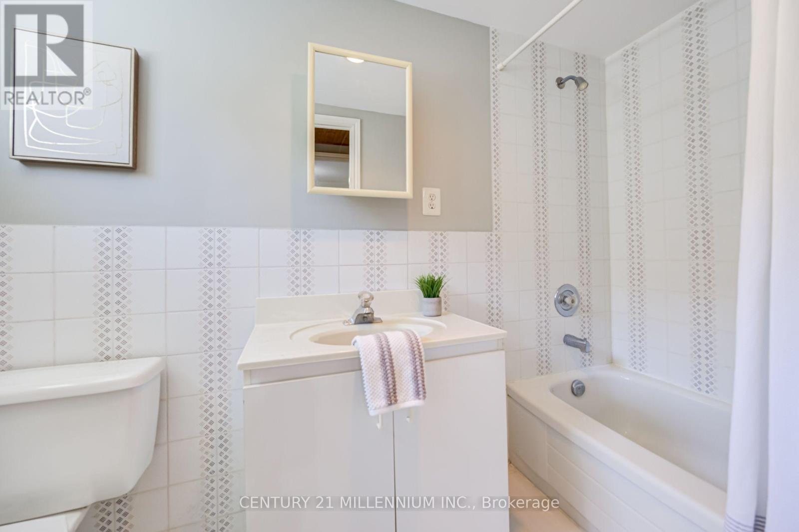 335 BAILEY DRIVE - Image 33