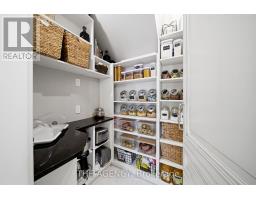 Cold room - 7009 Wellington 34 Road, Puslinch, ON N3C2V4 Photo 11