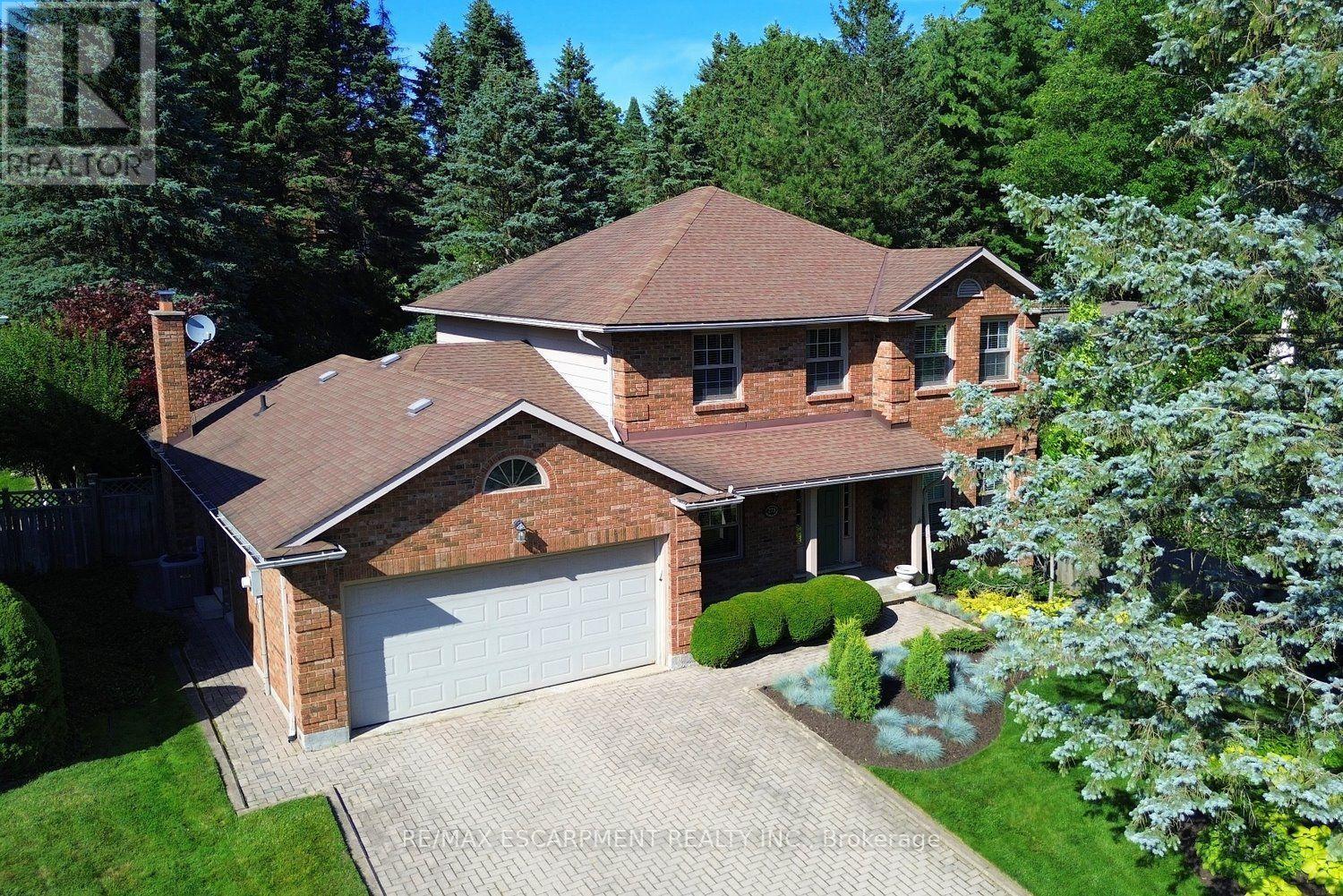 275 WOODLAND DRIVE - 1