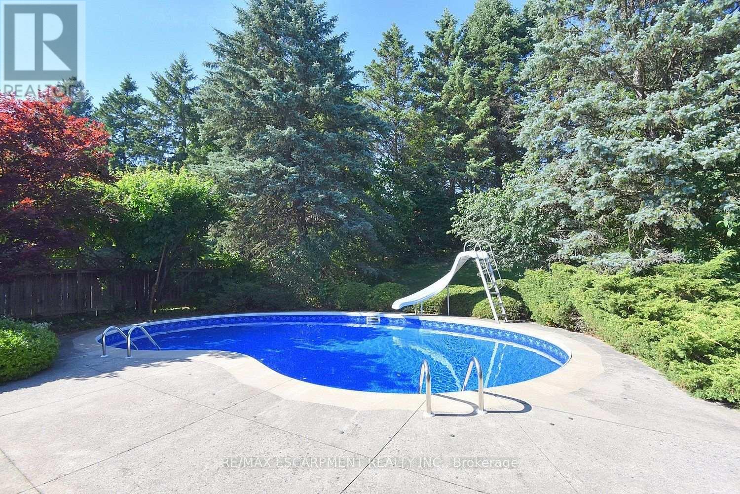 275 WOODLAND DRIVE - 16