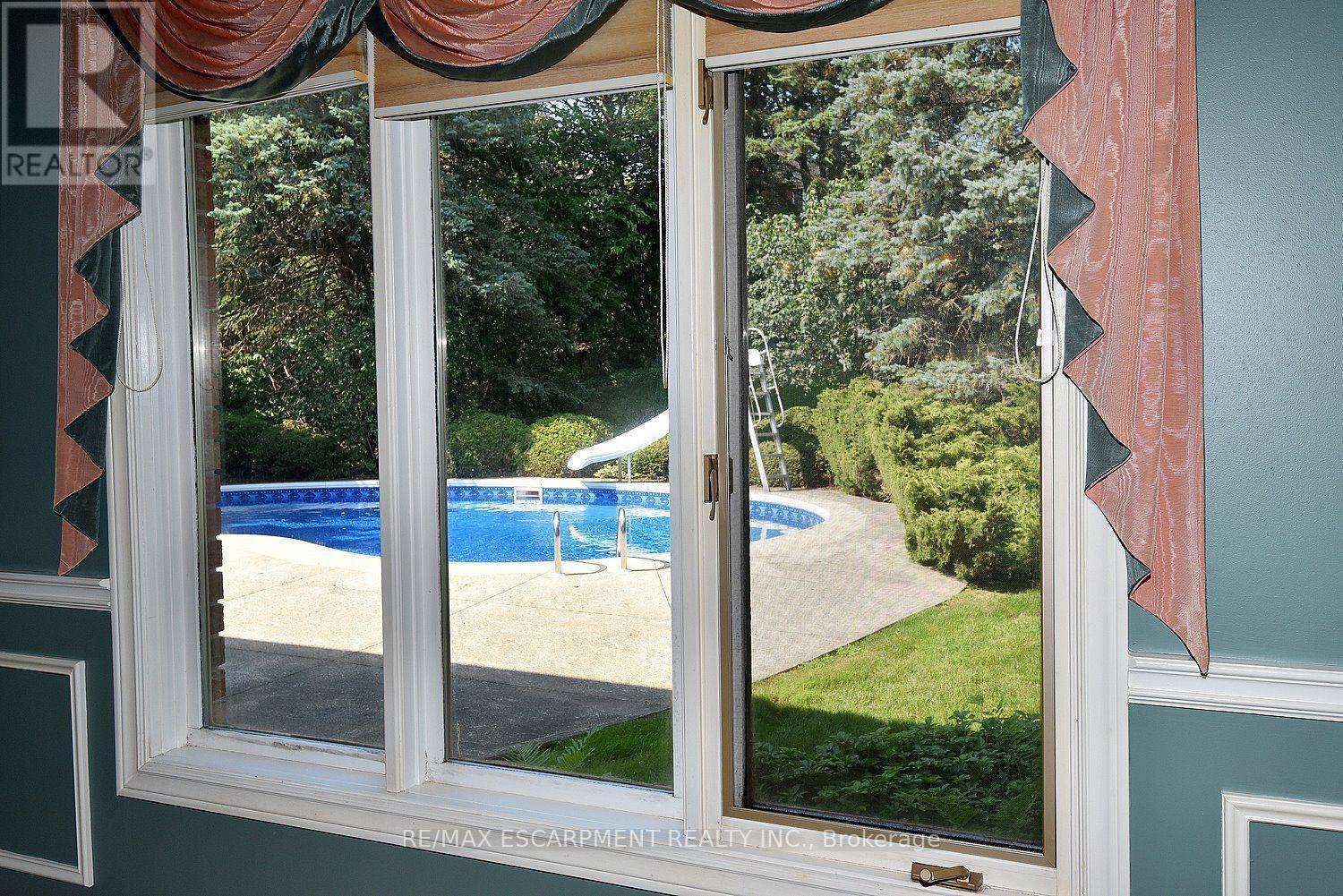 275 WOODLAND DRIVE - 7