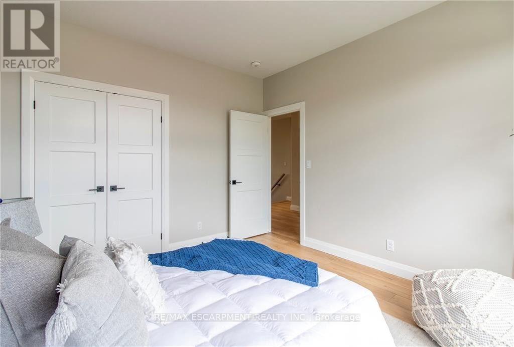 96 CRADDOCK BOULEVARD - 7