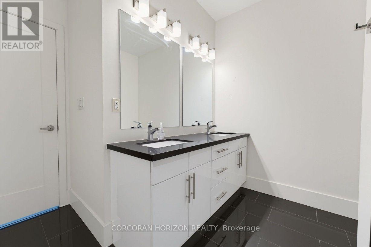 #1903 1 VICTORIA STREET S - 27