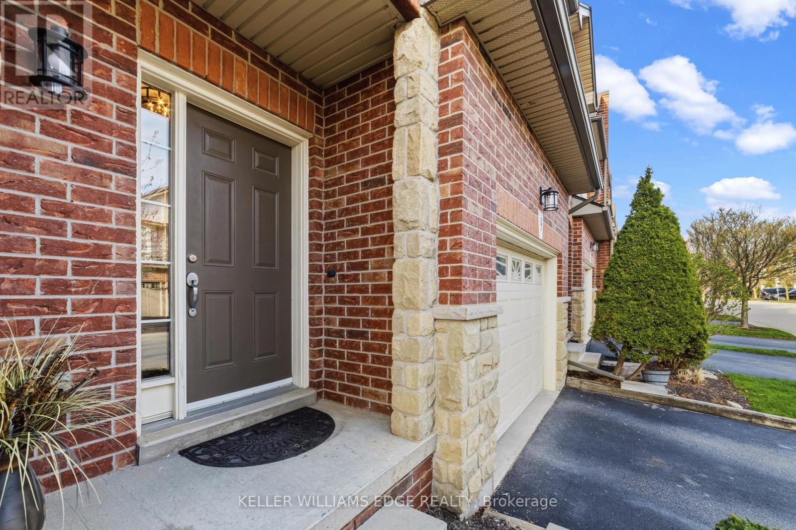 #18 9 LIDDYCOAT LANE - Image 3