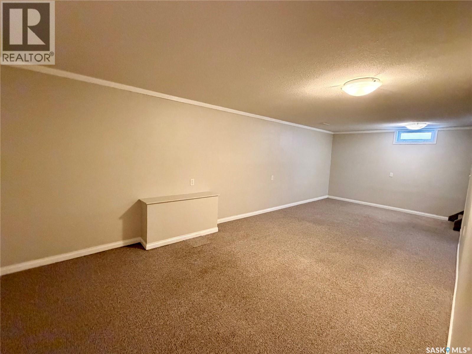 214 Fisher CRESCENT - 16
