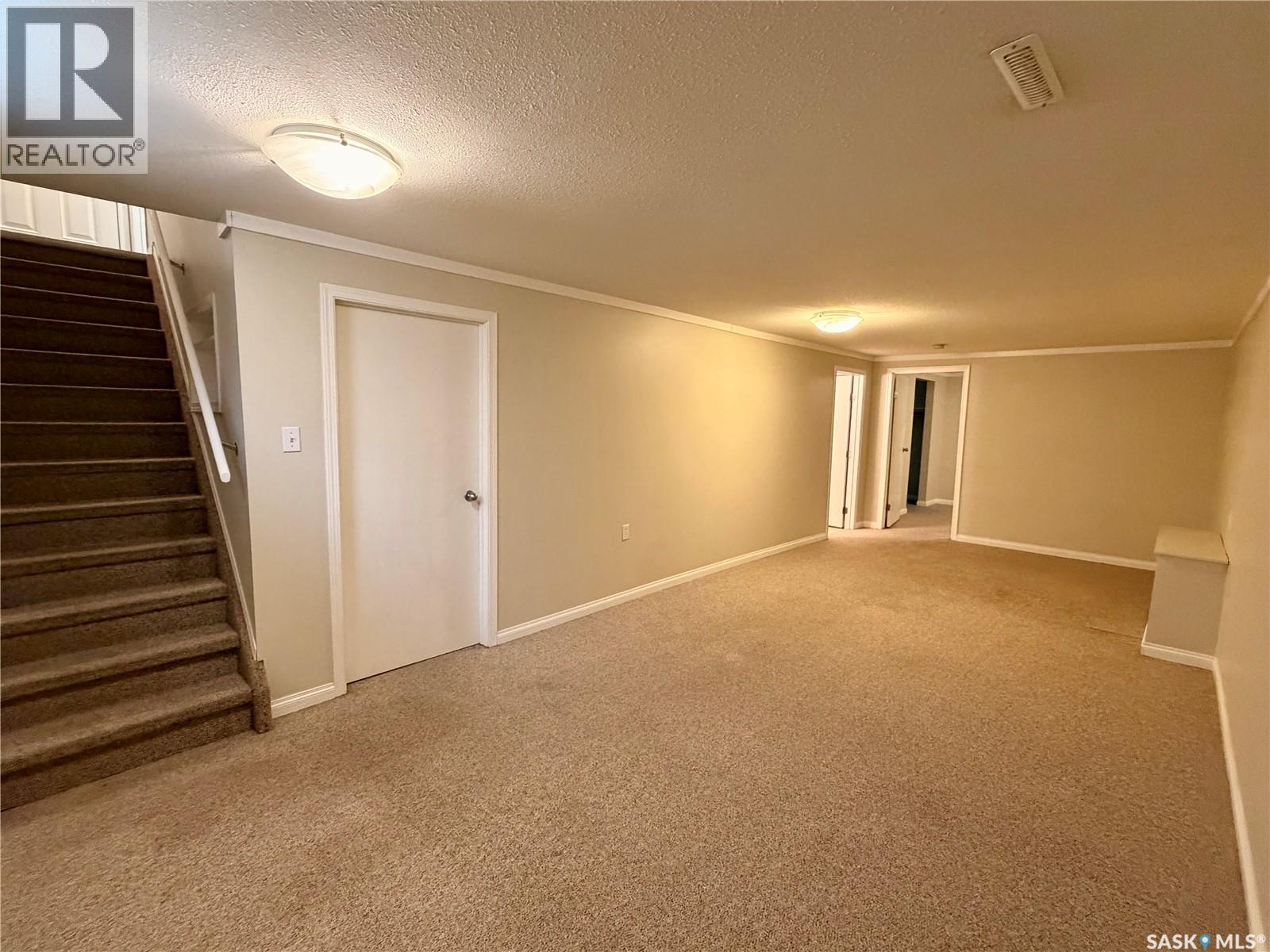 214 Fisher CRESCENT - 15