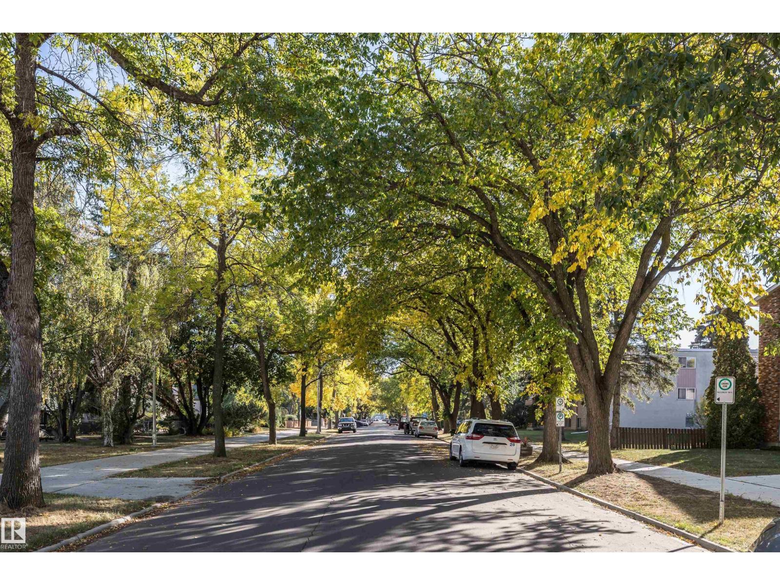 #203 10842 107 ST NW - 21