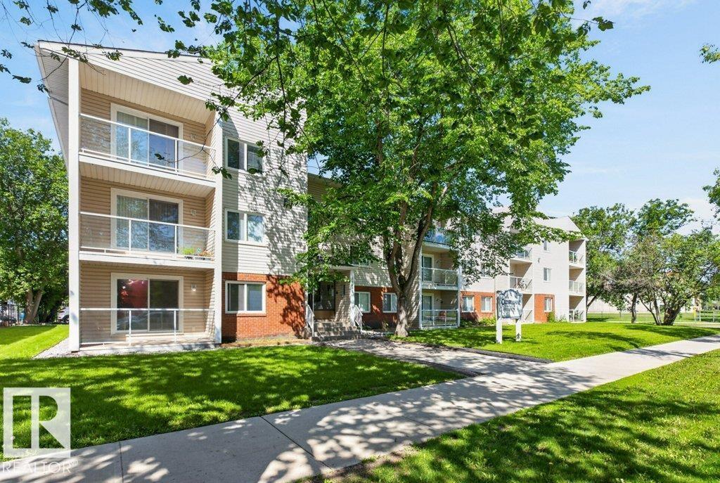 #203 10842 107 ST NW - 3