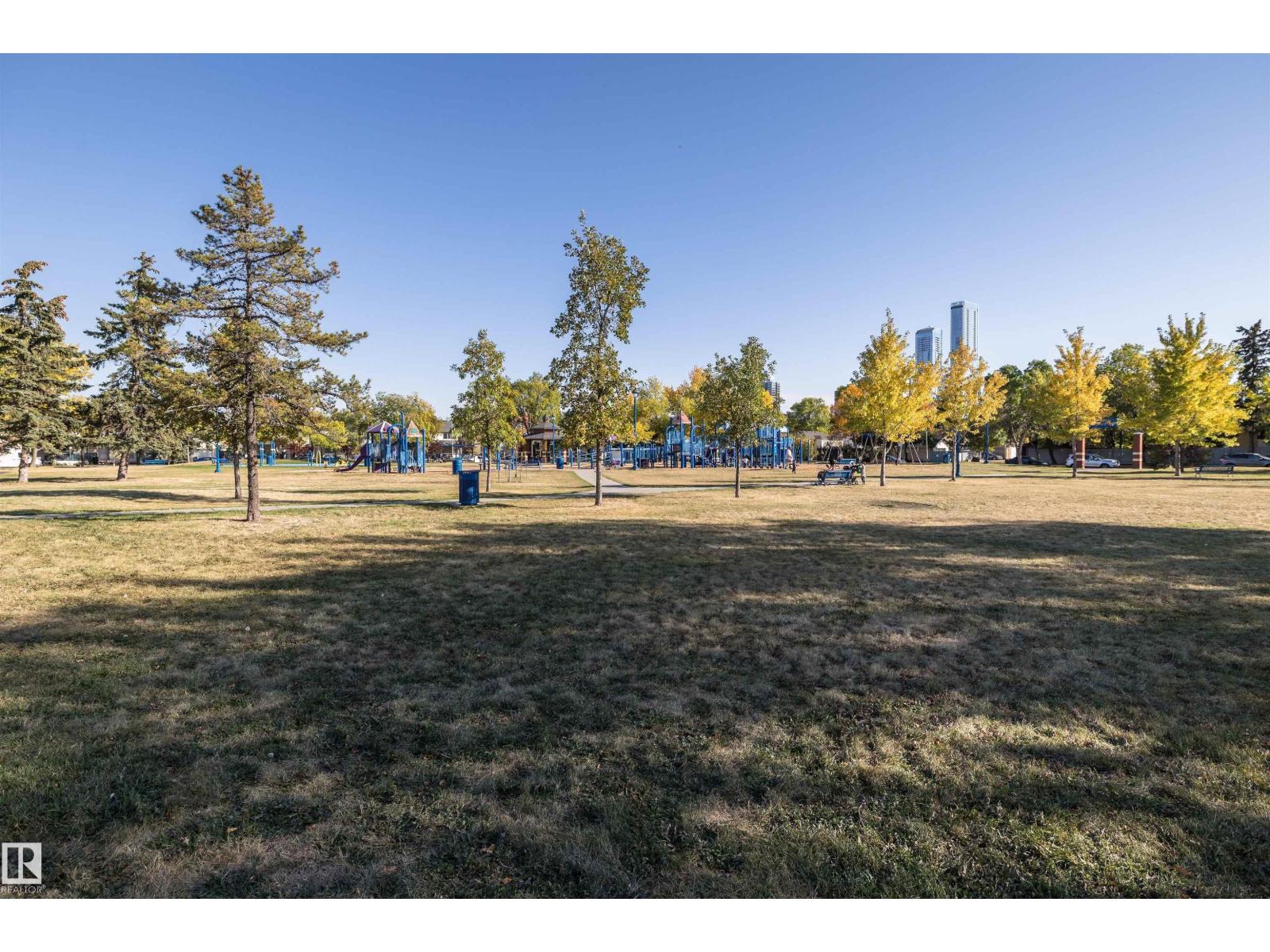 #203 10842 107 ST NW - 23