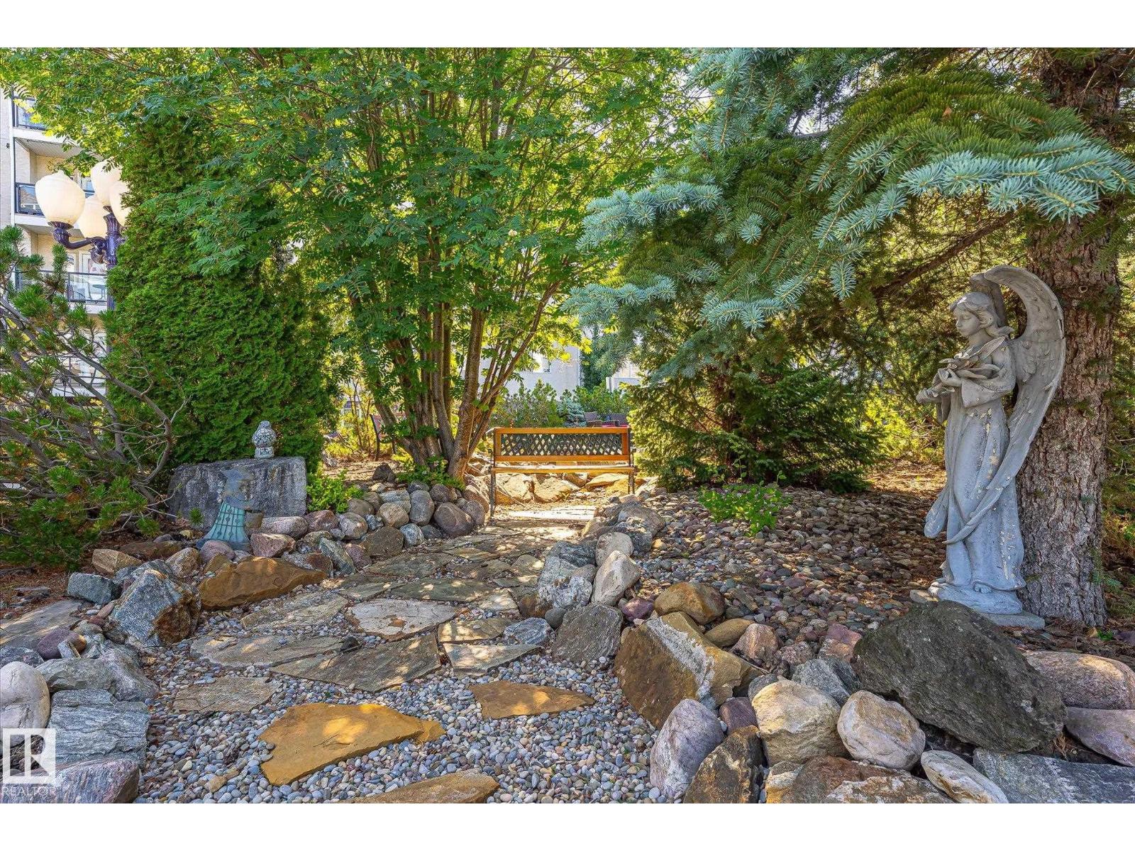#310 237 YOUVILLE DR E NW - 28