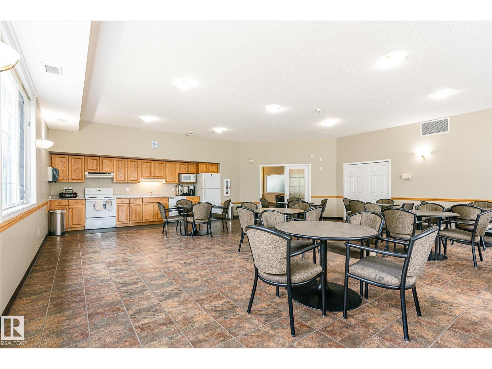 #310 237 YOUVILLE DR E NW - 36