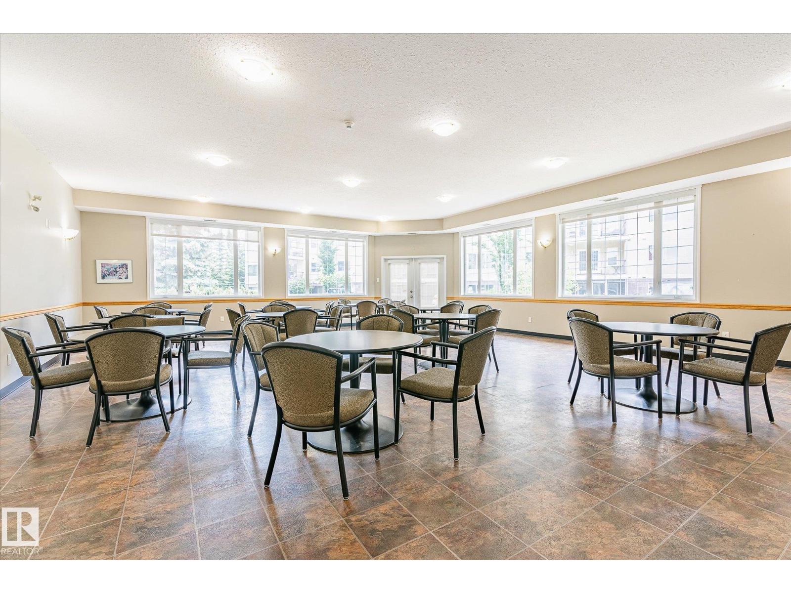 #310 237 YOUVILLE DR E NW - 35