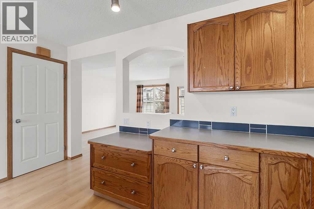 108 Everstone Rise SW - 9