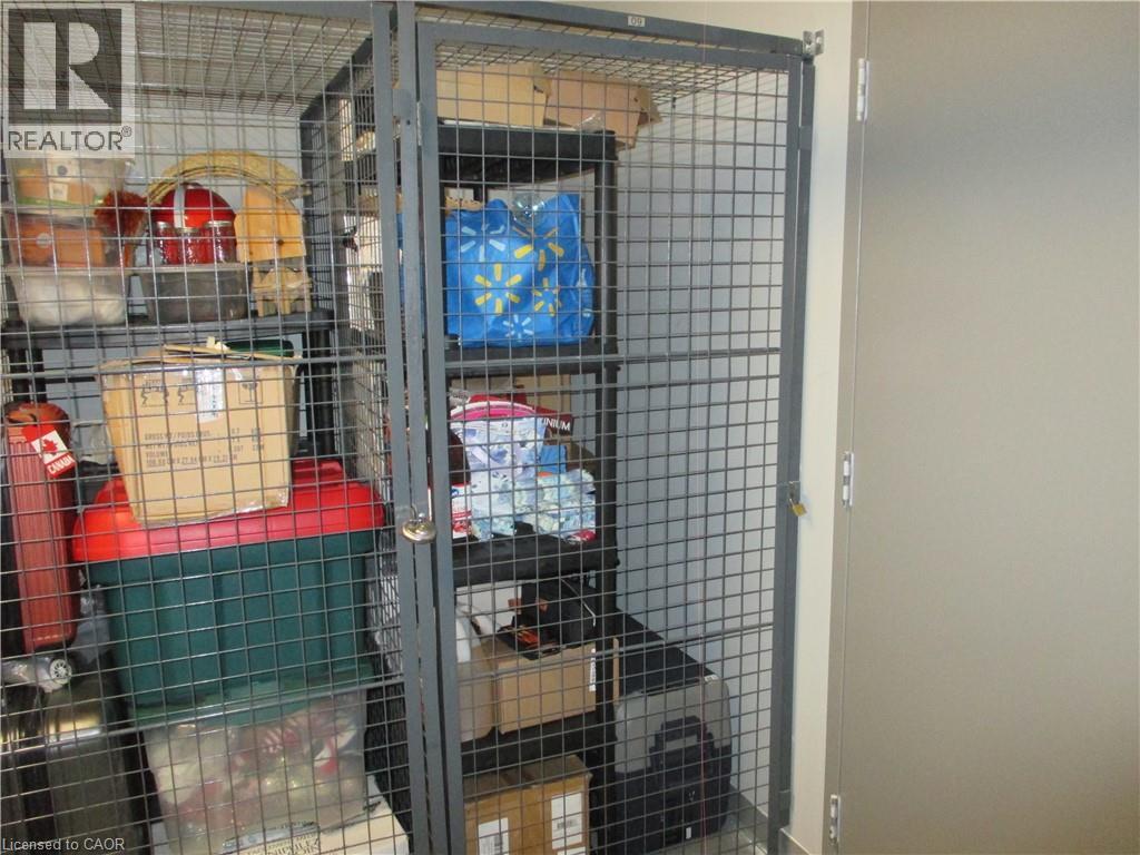 #533 5055 GREENLANE Road - 38